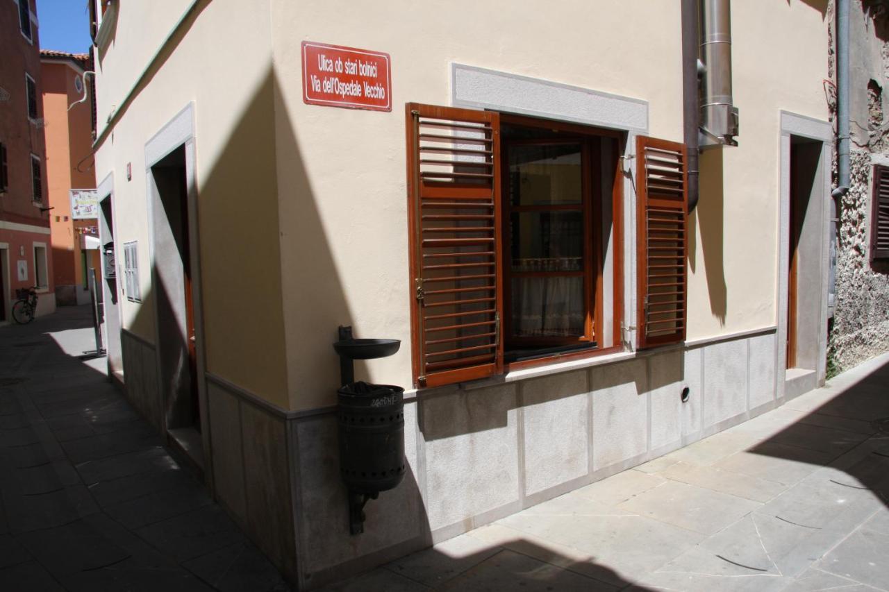 Cozy Apartments Buket In The Center Izola Exterior photo