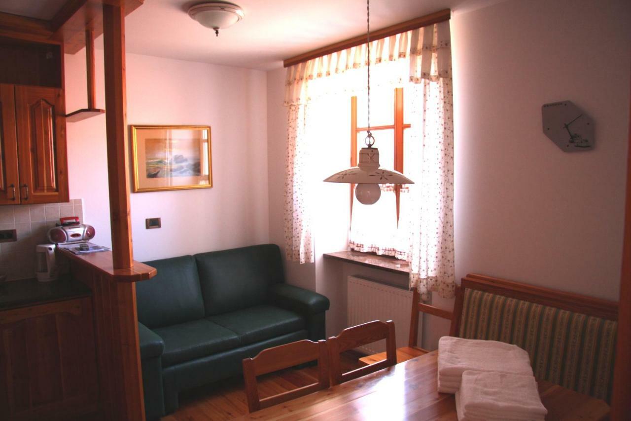 Cozy Apartments Buket In The Center Izola Exterior photo